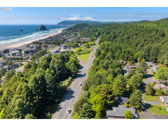 3632 W CHINOOK Ave, Cannon Beach, OR 97110