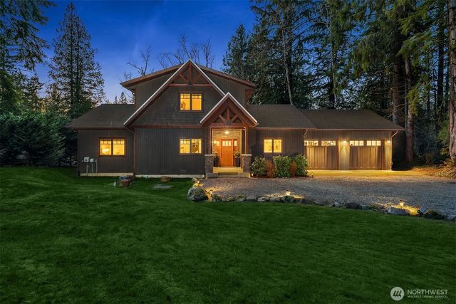 7315 Moon Valley Rd SE, North Bend, WA 98045