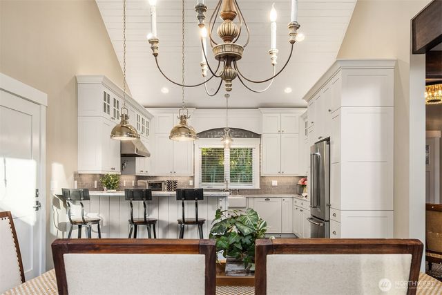 7315 Moon Valley Rd SE, North Bend, WA 98045