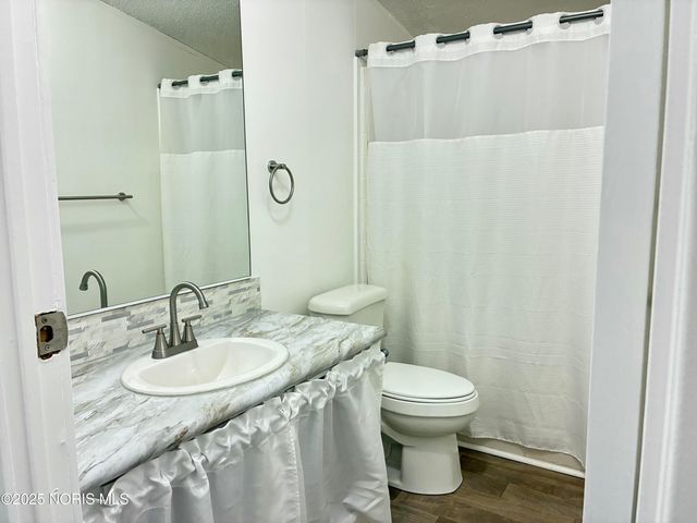 315 Parkview Dr #177, Bowling Green, OH 43402