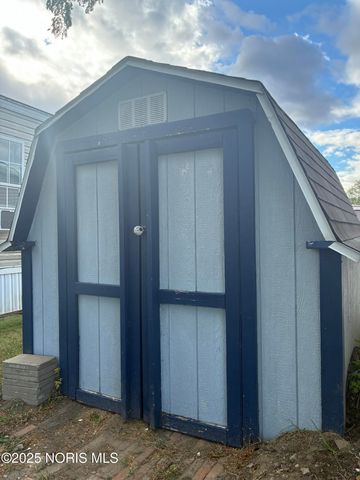 315 Parkview Dr #177, Bowling Green, OH 43402