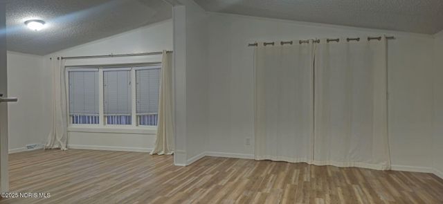 315 Parkview Dr #177, Bowling Green, OH 43402