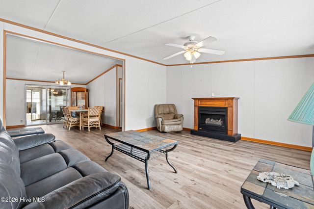 2570 Maiden Lane SW, Supply, NC 28462