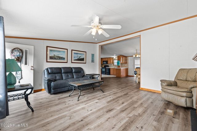 2570 Maiden Lane SW, Supply, NC 28462