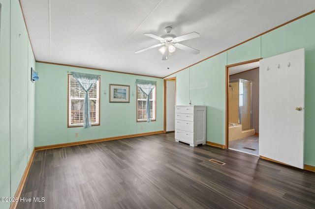 2570 Maiden Lane SW, Supply, NC 28462
