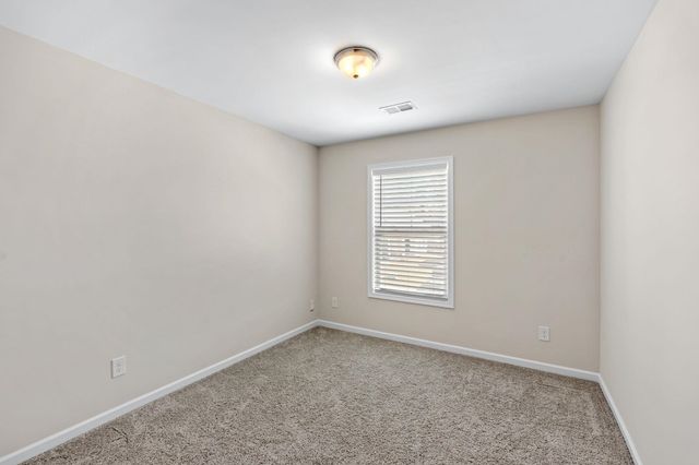 136 Frost Flower Way, Fountain Inn, SC 29644