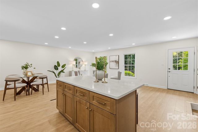 7434 Kilcullen Drive, Charlotte, NC 28270