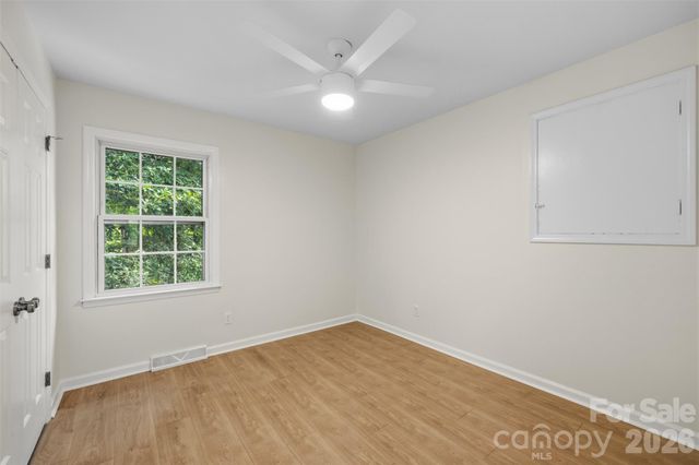 7434 Kilcullen Drive, Charlotte, NC 28270