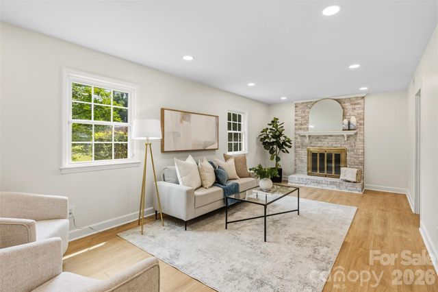 7434 Kilcullen Drive, Charlotte, NC 28270