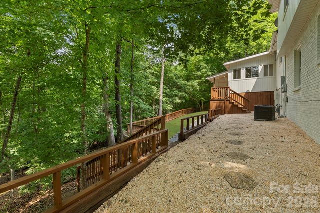 7434 Kilcullen Drive, Charlotte, NC 28270