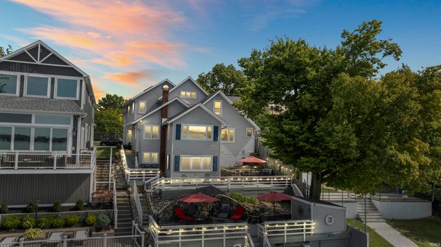 11247 N East Wawasee Drive, Syracuse, IN 46567