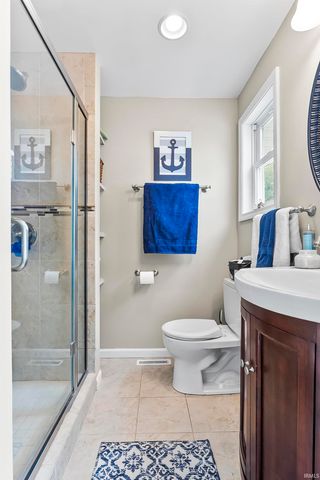 11247 N East Wawasee Drive, Syracuse, IN 46567