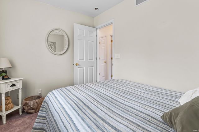 11247 N East Wawasee Drive, Syracuse, IN 46567