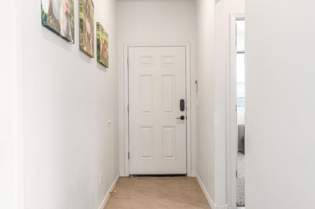 2 Avenida Parque Court, Los Lunas, NM 87031