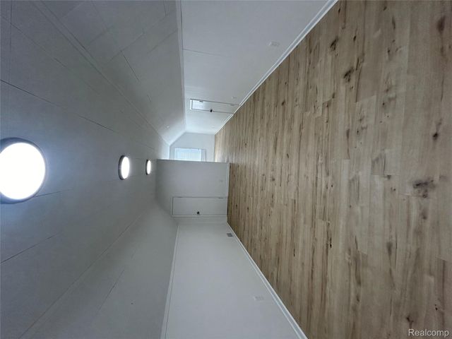 16555 8 Mile Road, Eastpointe, MI 48021