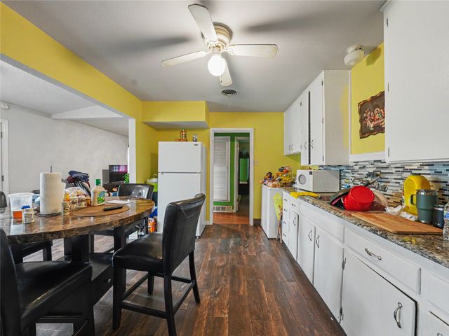 1217 California Parkway S, Fort Worth, TX 76134