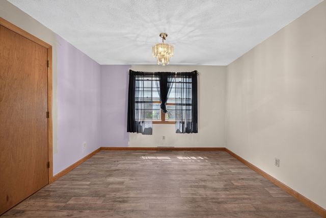 39 Mountain Ave, Saugus, MA 01906