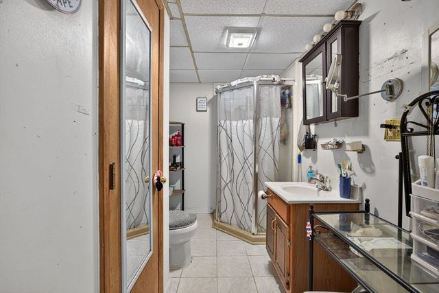 39 Mountain Ave, Saugus, MA 01906