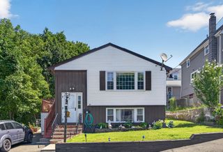 39 Mountain Ave, Saugus, MA 01906