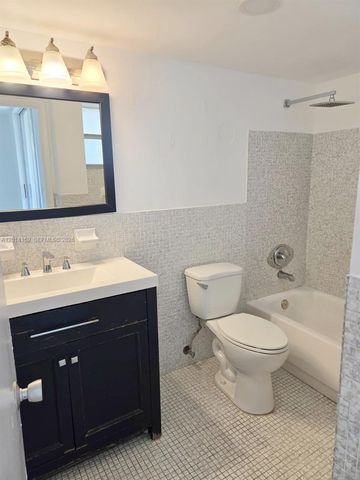 1475 NE 125th Ter 503B, North Miami, FL 33161