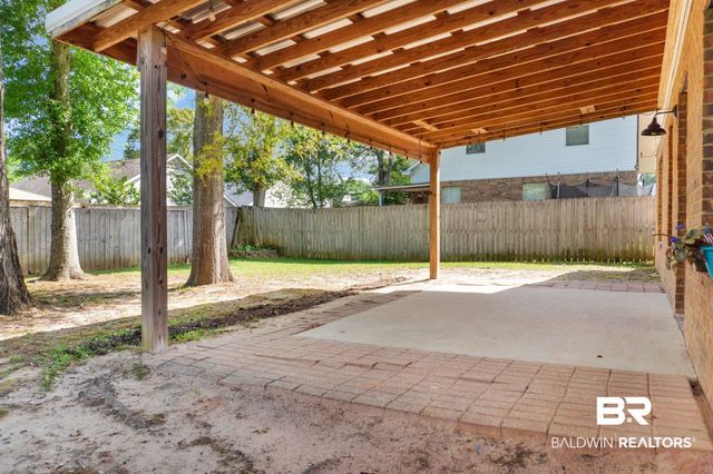 8254 S Magnolia Village Drive, Mobile, AL 36695