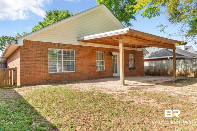 8254 S Magnolia Village Drive, Mobile, AL 36695