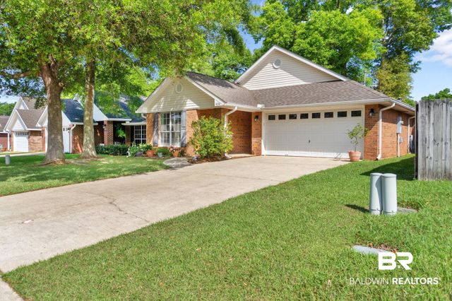 8254 S Magnolia Village Drive, Mobile, AL 36695