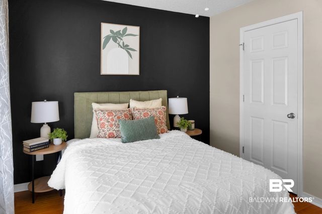 8254 S Magnolia Village Drive, Mobile, AL 36695