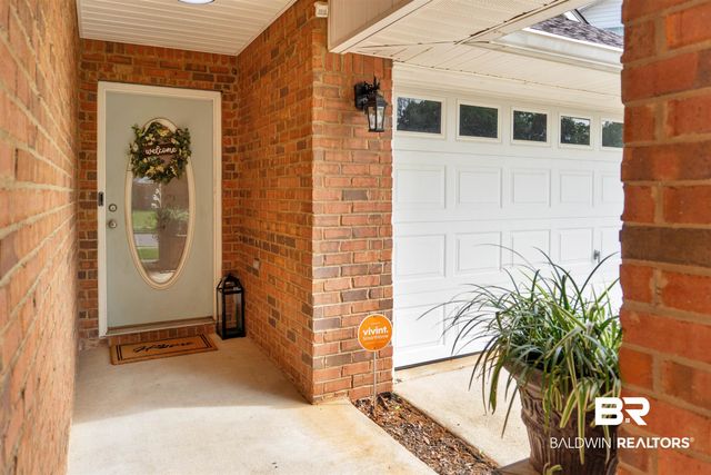 8254 S Magnolia Village Drive, Mobile, AL 36695