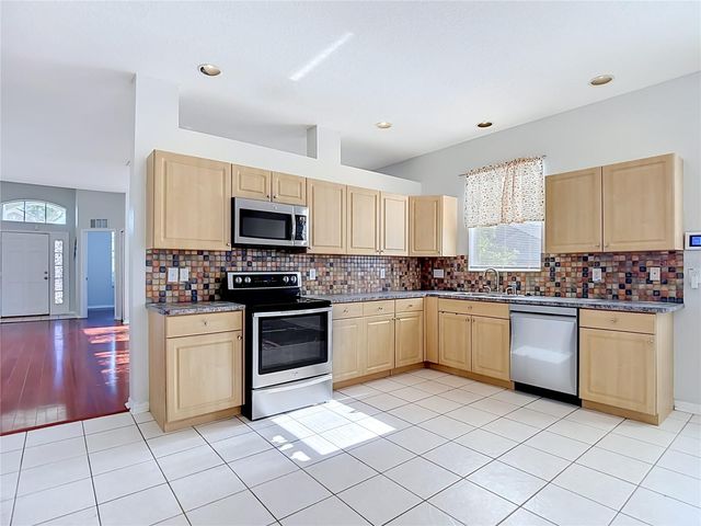 17354 LAWN ORCHID LOOP, Land O Lakes, FL 34638