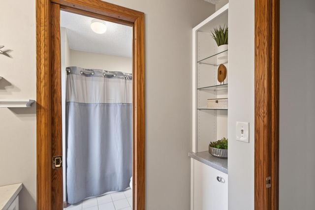 115 Smith Avenue, Wayzata, MN 55391