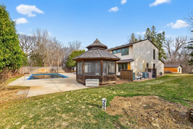 115 Smith Avenue, Wayzata, MN 55391