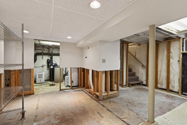 115 Smith Avenue, Wayzata, MN 55391