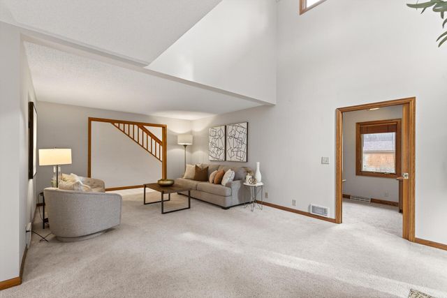 115 Smith Avenue, Wayzata, MN 55391