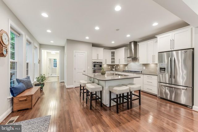 105 HEGLAR OAKS CT, Herndon, VA 20170