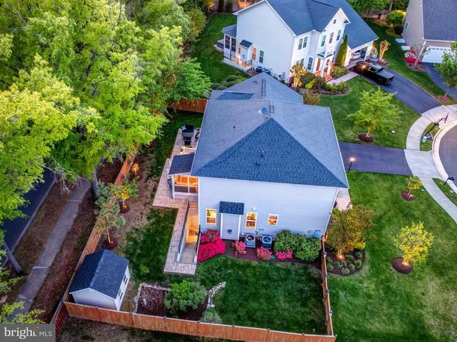 105 HEGLAR OAKS CT, Herndon, VA 20170