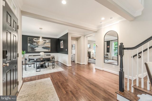 105 HEGLAR OAKS CT, Herndon, VA 20170