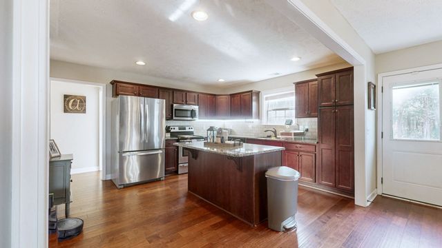 2415 Auldridge Dr, Christiana, TN 37037