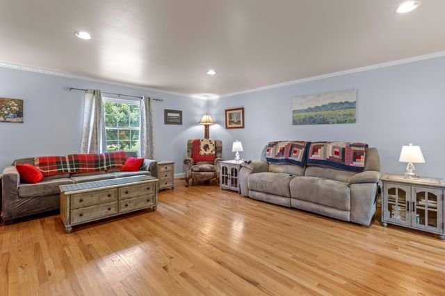 70 Cottage Lane, Chickamauga, GA 30707