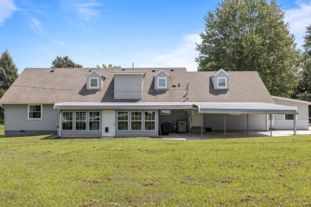 70 Cottage Lane, Chickamauga, GA 30707