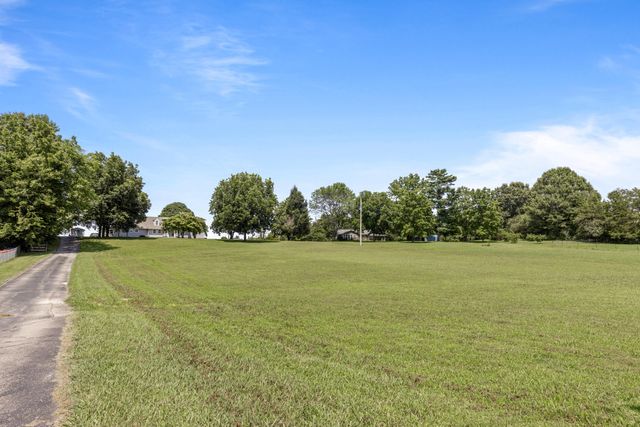 70 Cottage Lane, Chickamauga, GA 30707