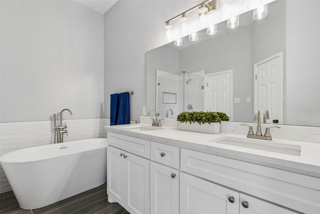 7502 Gillon Drive, Rowlett, TX 75089