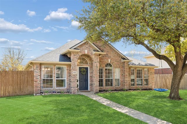7502 Gillon Drive, Rowlett, TX 75089