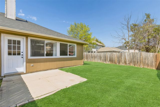 7502 Gillon Drive, Rowlett, TX 75089