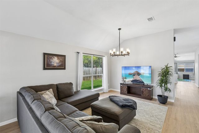 7502 Gillon Drive, Rowlett, TX 75089