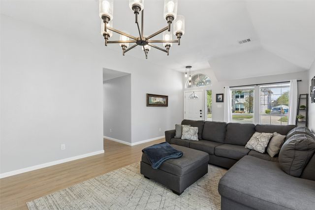 7502 Gillon Drive, Rowlett, TX 75089