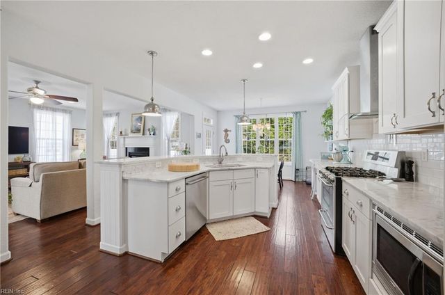 2381 Locksley ARCH, Virginia Beach, VA 23456