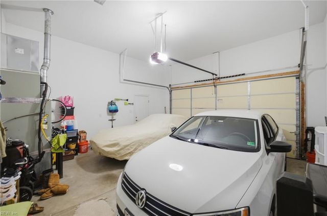 2381 Locksley ARCH, Virginia Beach, VA 23456