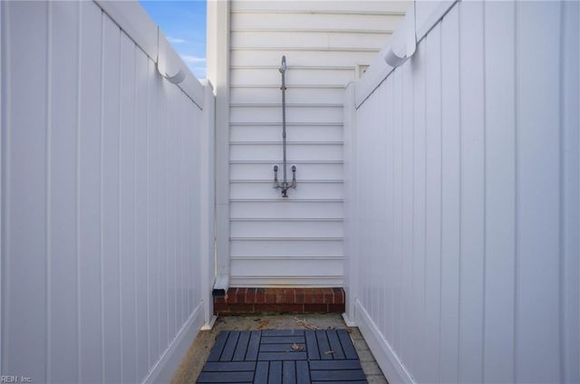 2381 Locksley ARCH, Virginia Beach, VA 23456