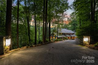 56 The Rapids Road, Sapphire, NC 28774